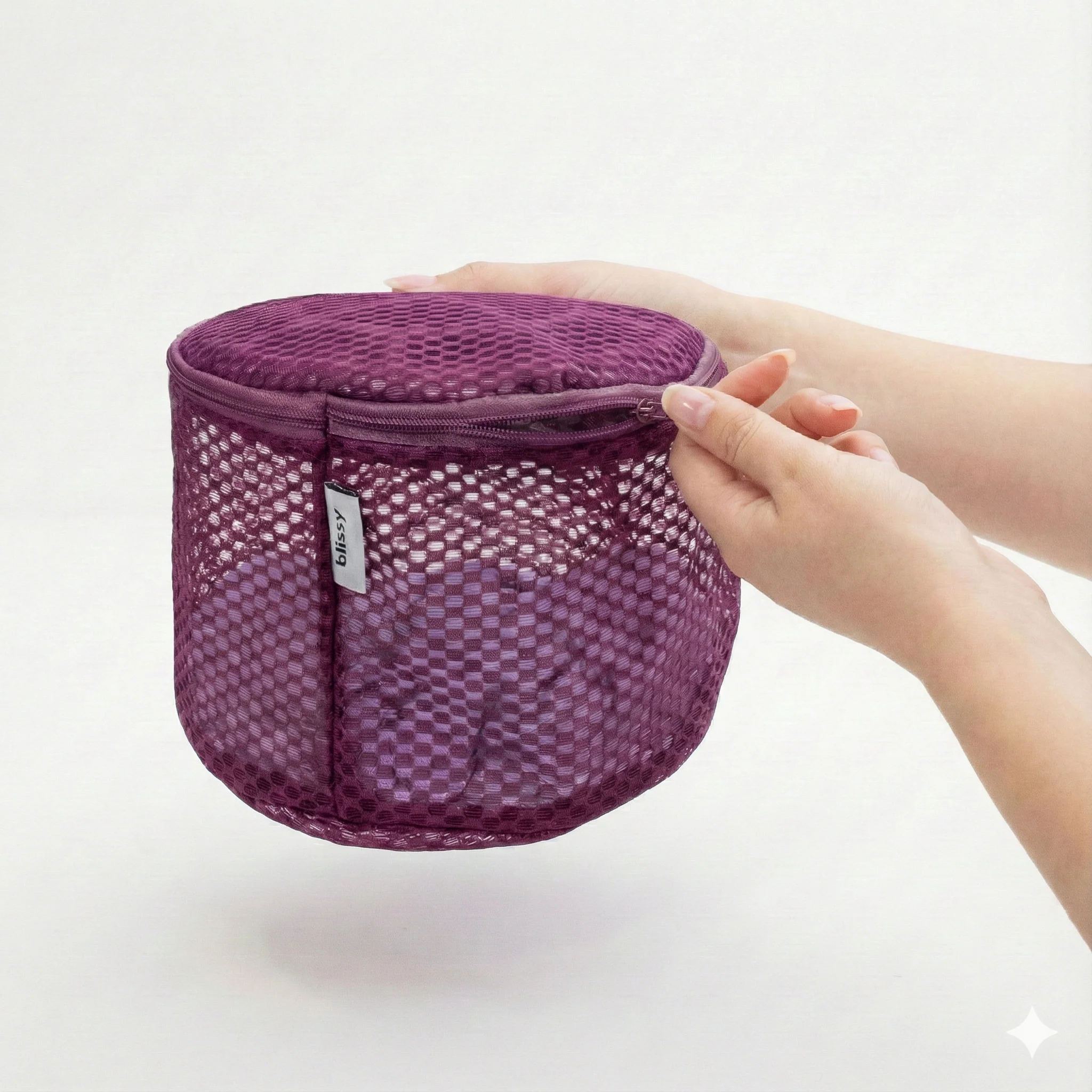 Blissy - Mesh Wash/Laundry Bags - Plum (3 pack) - Image 4